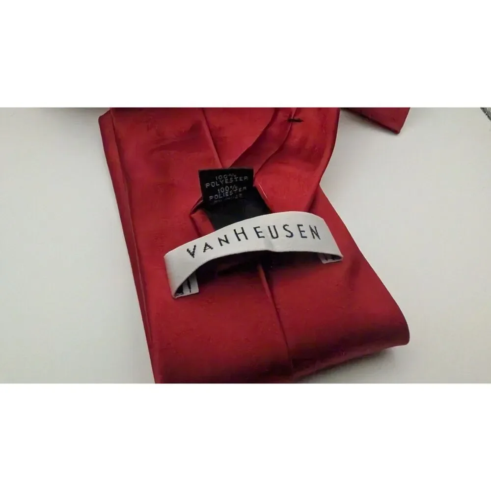Van Heusen Men’s Red Necktie – Classic Solid Satin Finish